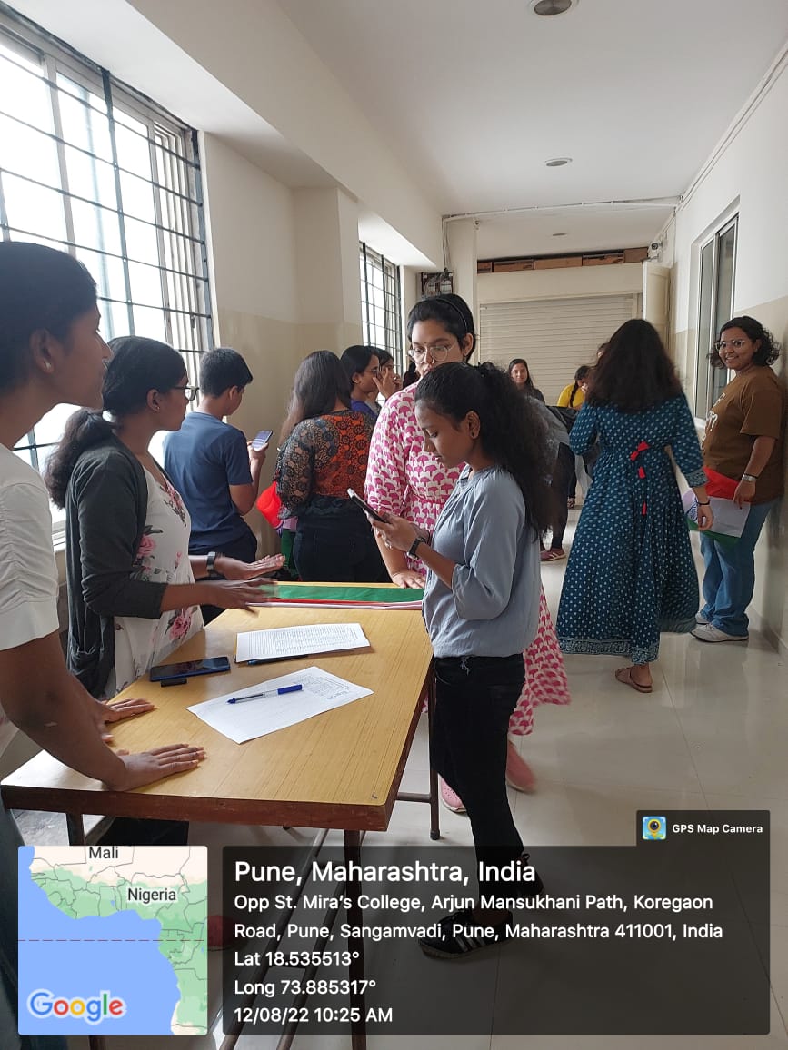 Volunteers at Yuva Sankalp Campaign on AKAM